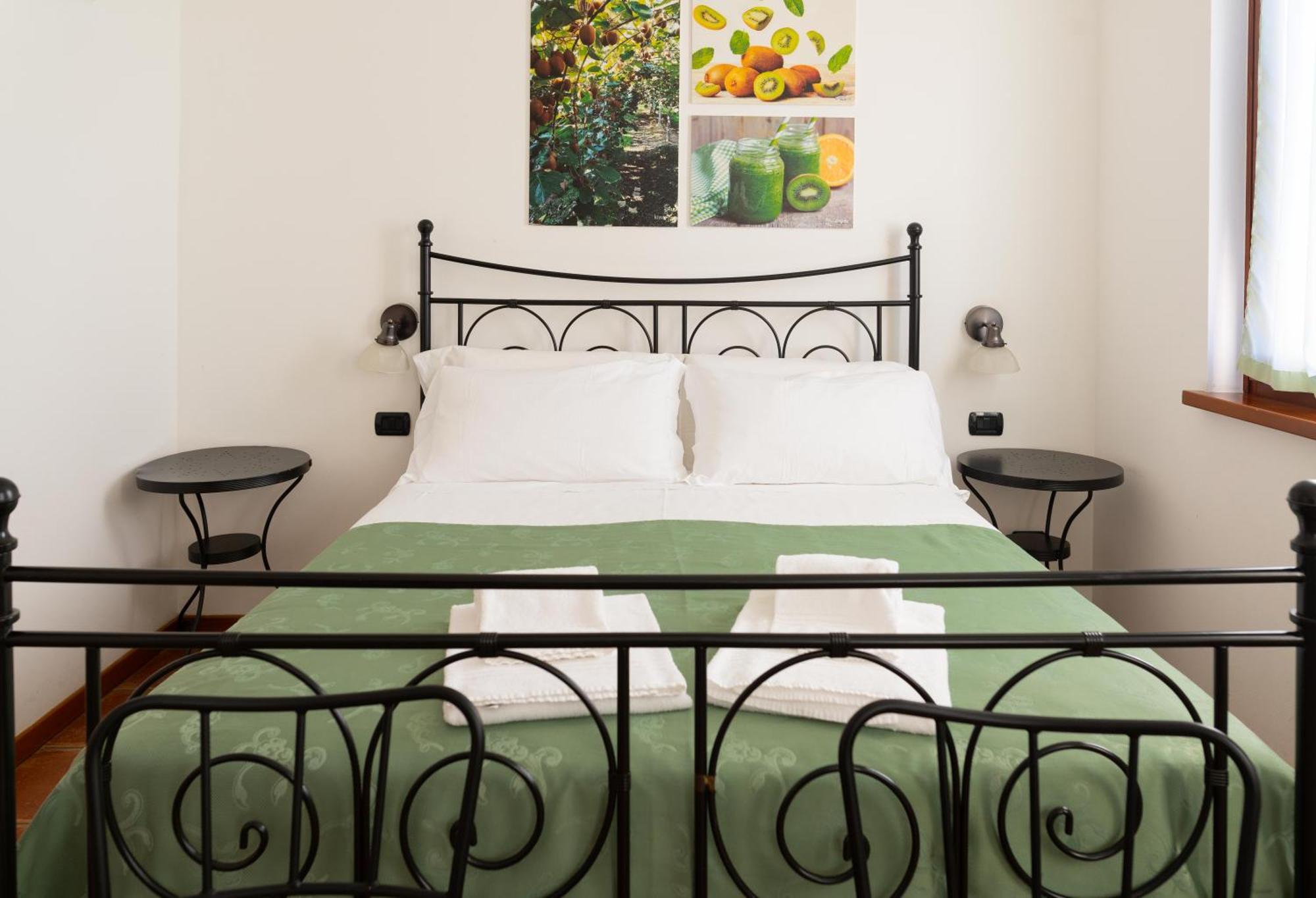 Agriturismo Il Giardino Degli Ulivi Lazise Ngoại thất bức ảnh