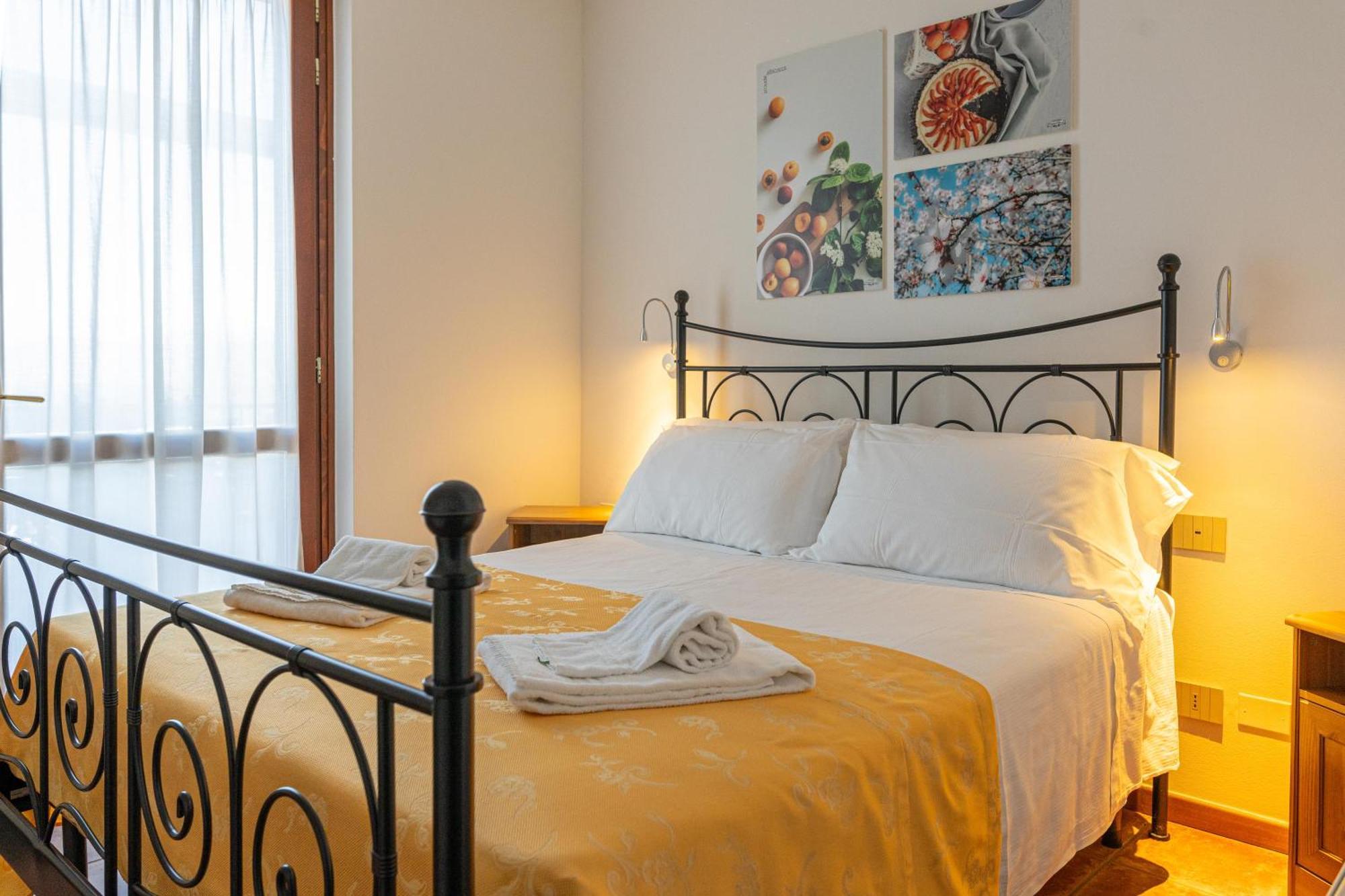 Agriturismo Il Giardino Degli Ulivi Lazise Ngoại thất bức ảnh