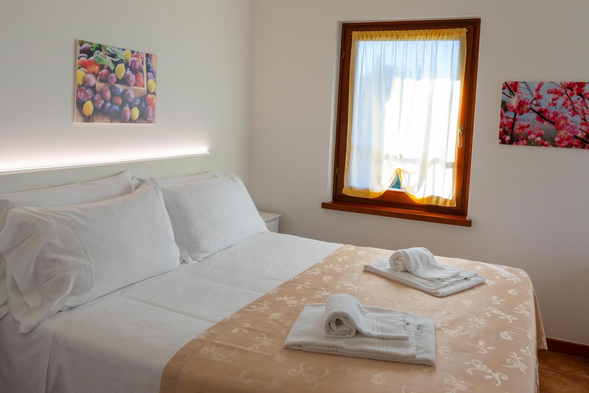 Agriturismo Il Giardino Degli Ulivi Lazise Ngoại thất bức ảnh