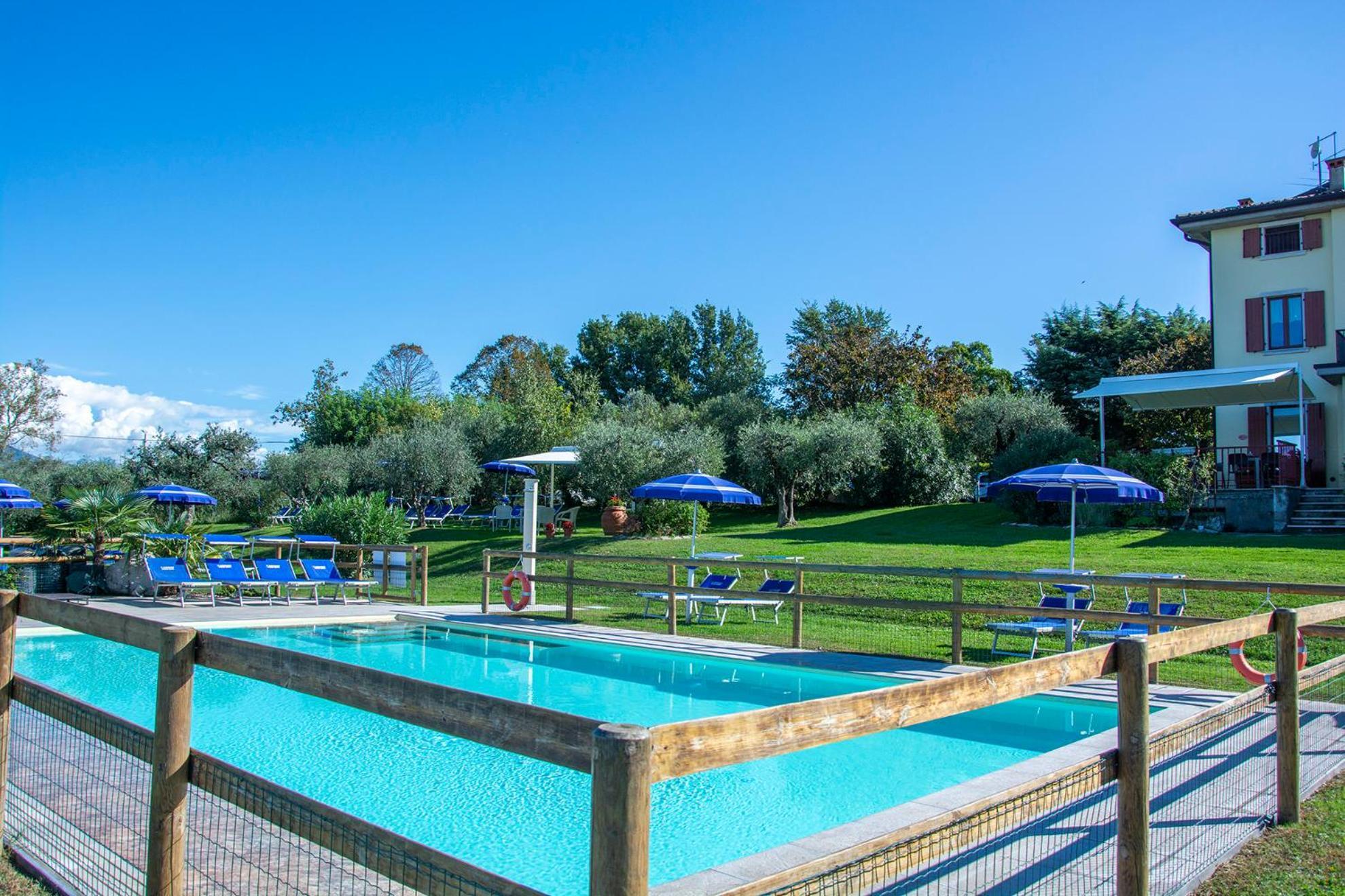 Agriturismo Il Giardino Degli Ulivi Lazise Ngoại thất bức ảnh