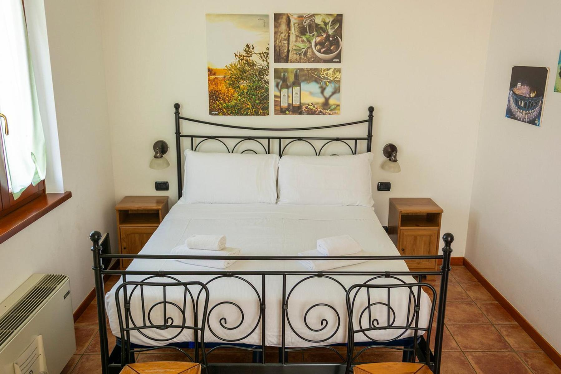 Agriturismo Il Giardino Degli Ulivi Lazise Ngoại thất bức ảnh